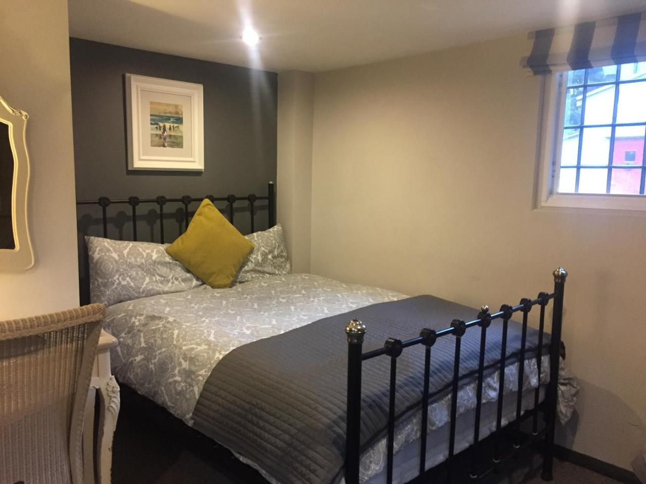 Hotel Bonningtons Stansted Self Catering à Stansted Mountfitchet Extérieur photo